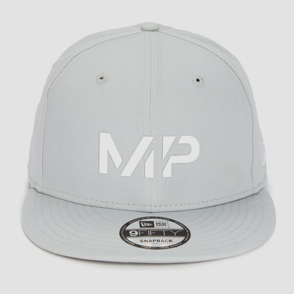 Gorra snapback New Era 9FIFTY de MP - Cromo/Blanco - S-M